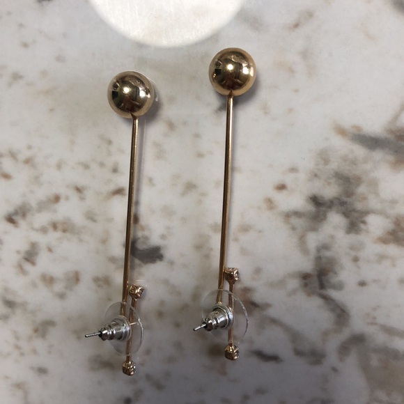 earring - Picture 3 of 3